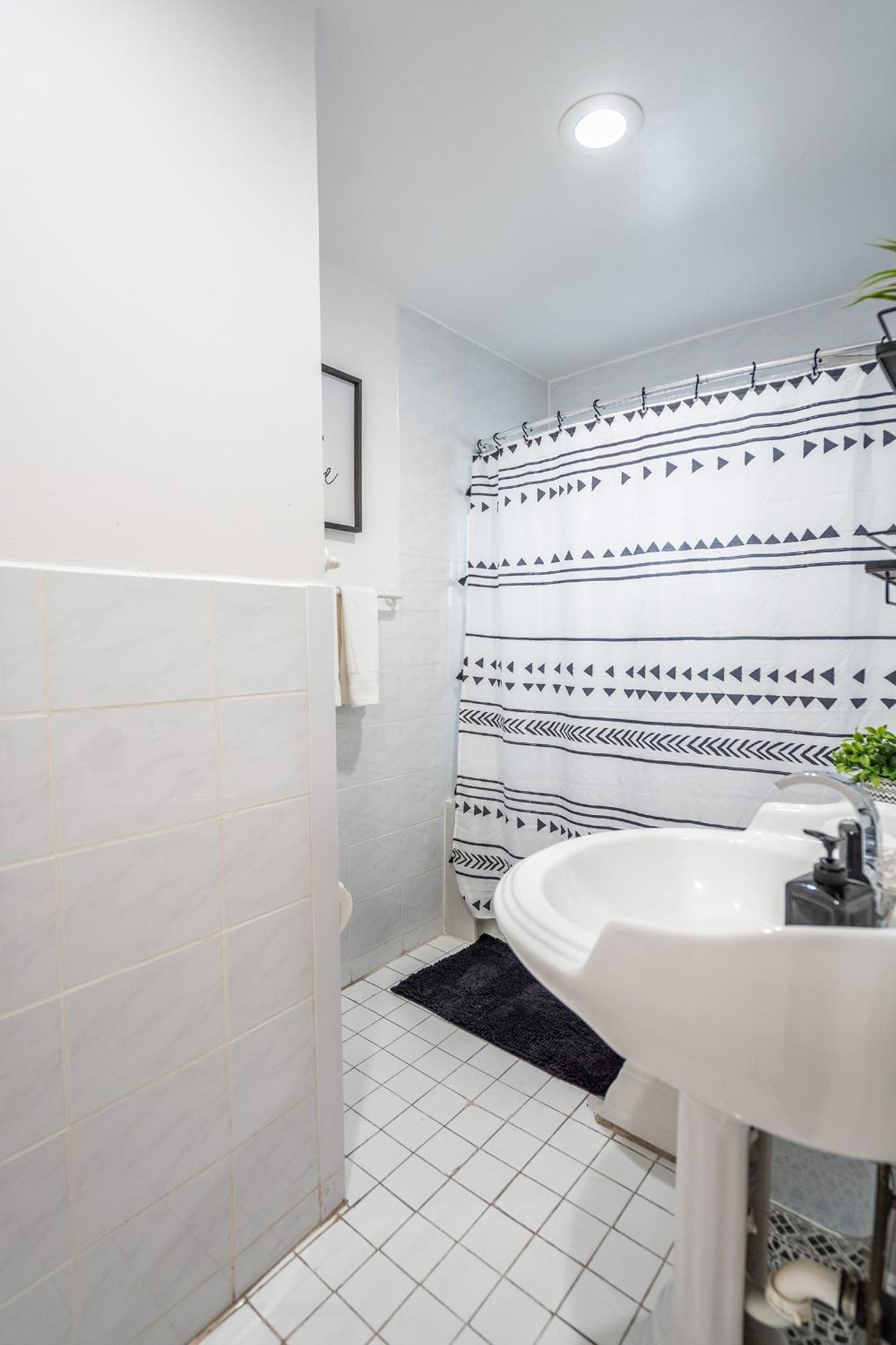 Apartamento 2 Bd W/ Private Parking, Private Yard & W/d Miami